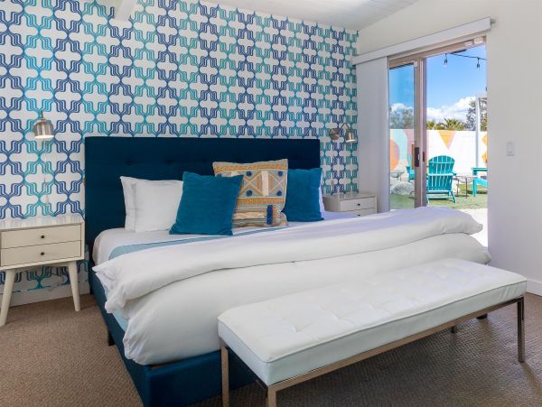 Palm Springs Home 990855