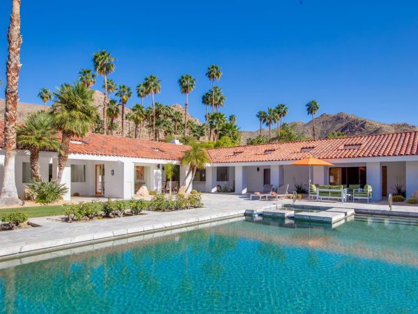 Palm Springs Home 990856