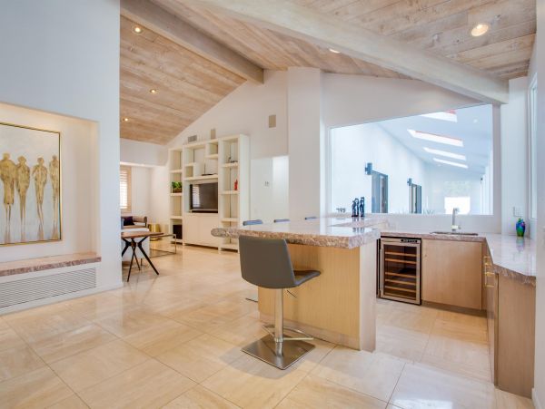 Palm Springs Home 990856