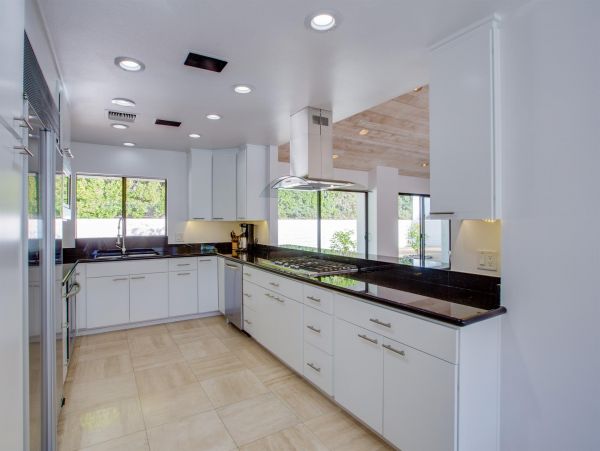 Palm Springs Home 990856