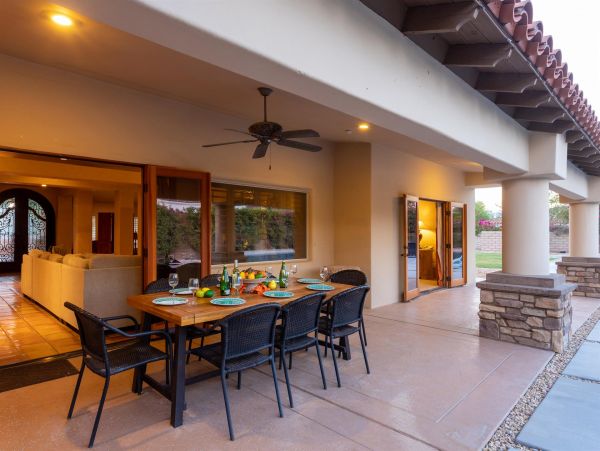 Palm Springs Luxury Pool Home
