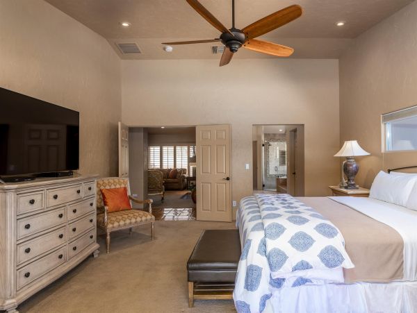 Palm Springs Luxury Pool Home