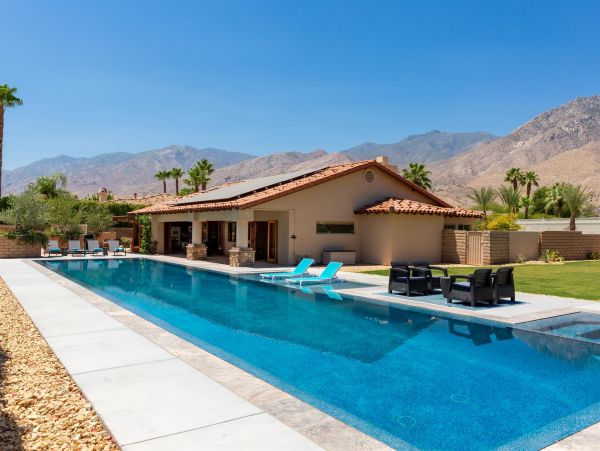 Palm Springs Luxury Pool Home