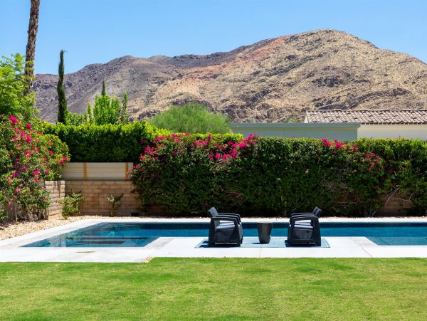 Palm Springs Luxury Pool Home