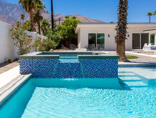 Palm Springs Home 990859