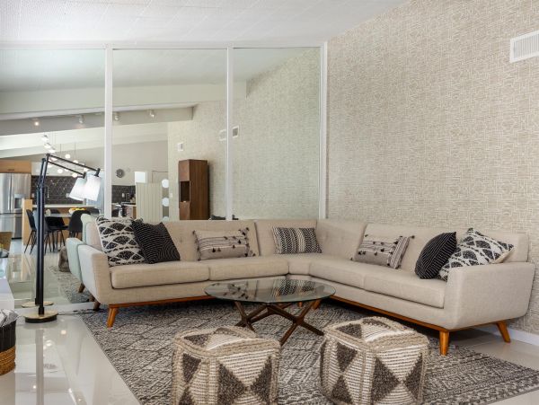 Palm Springs Home 990859