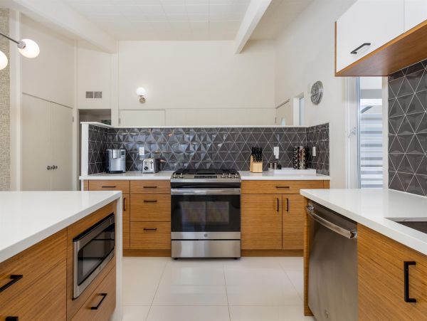 Palm Springs Home 990859