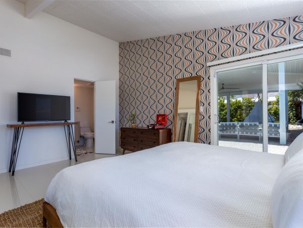 Palm Springs Home 990859