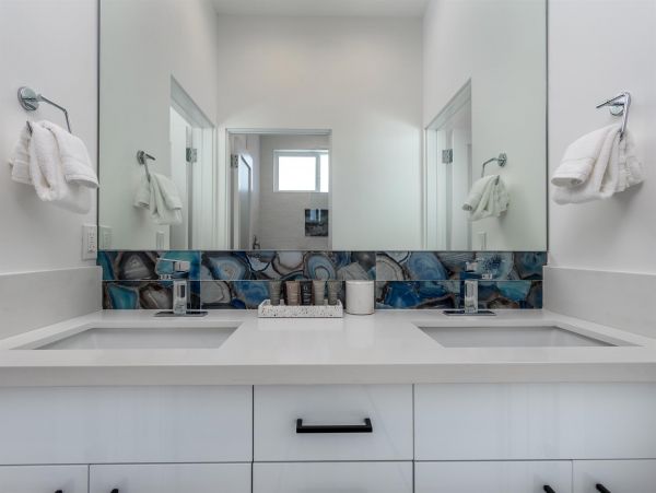 Palm Springs Home 990859