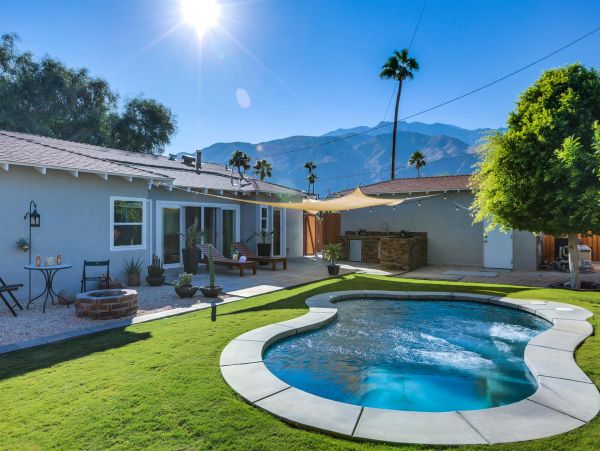 Palm Spring Two Bedroom Home with Private Pool