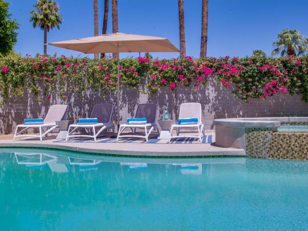 Palm Springs Home 990861