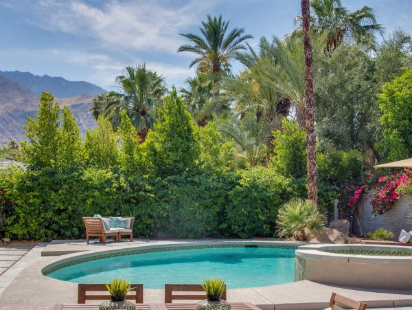 Palm Springs Home 990861