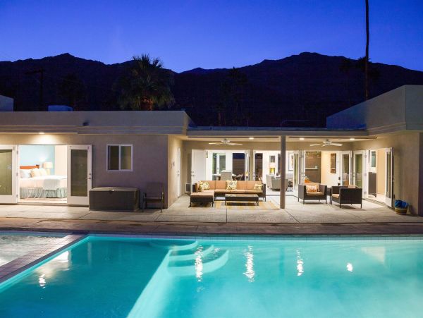 Palm Springs Home 990862
