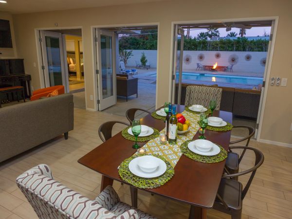 Palm Springs Home 990862