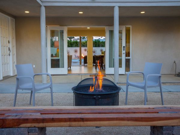 Palm Springs Home 990862