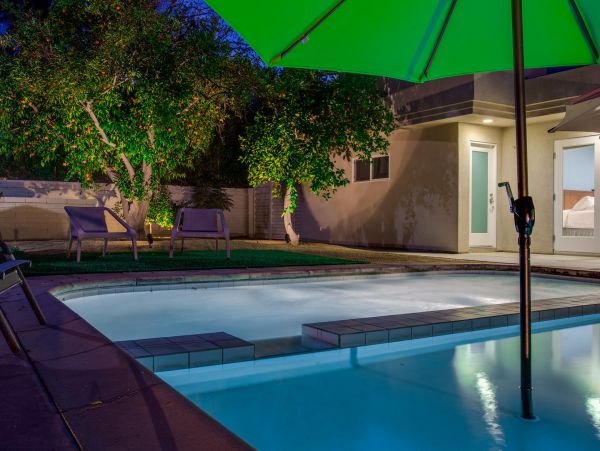 Palm Springs Home 990862
