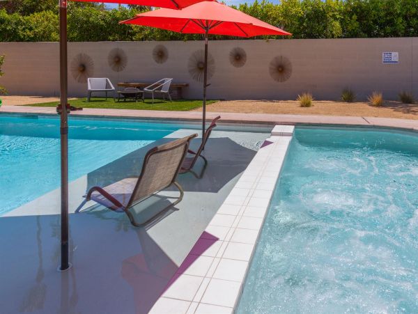 Palm Springs Home 990862