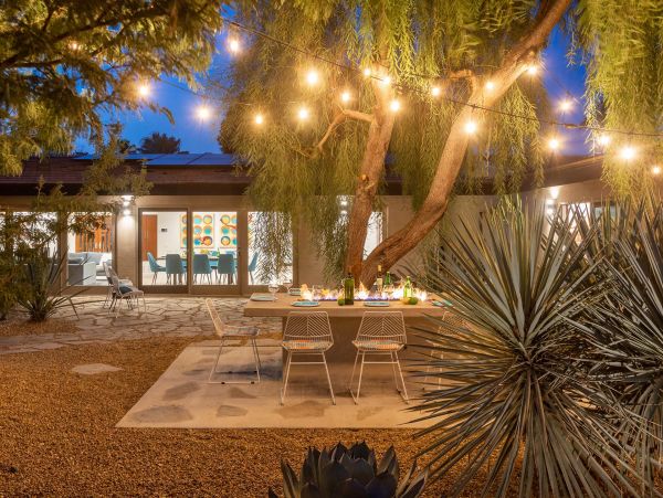 Palm Springs Home 990863