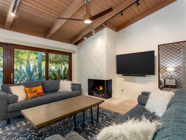 Palm Springs Home 990863
