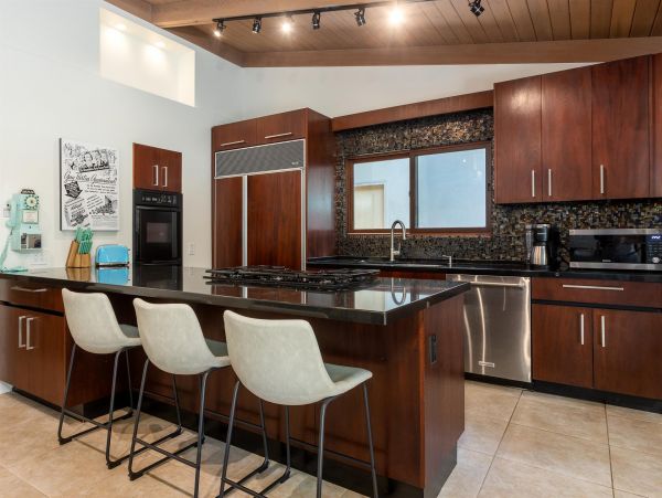 Palm Springs Home 990863