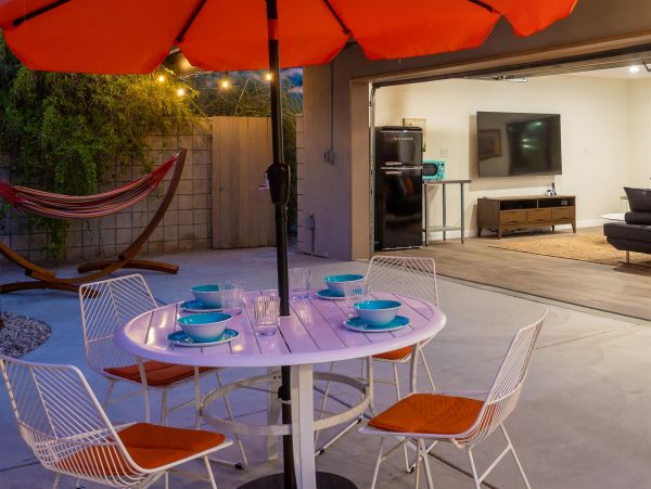 Palm Springs Home 990863