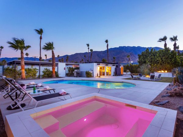 Palm Springs Home 990864