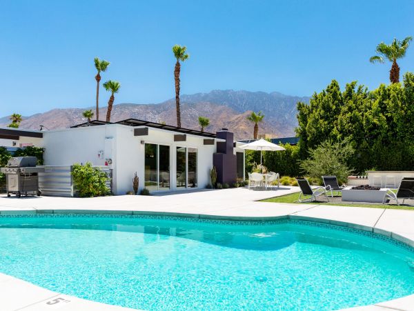 Palm Springs Home 990864