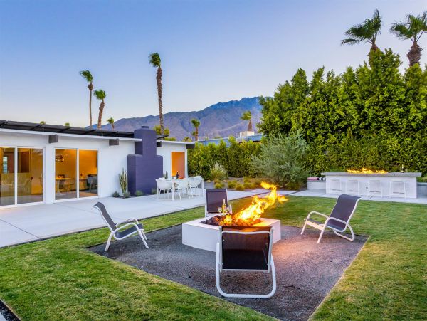 Palm Springs Home 990864