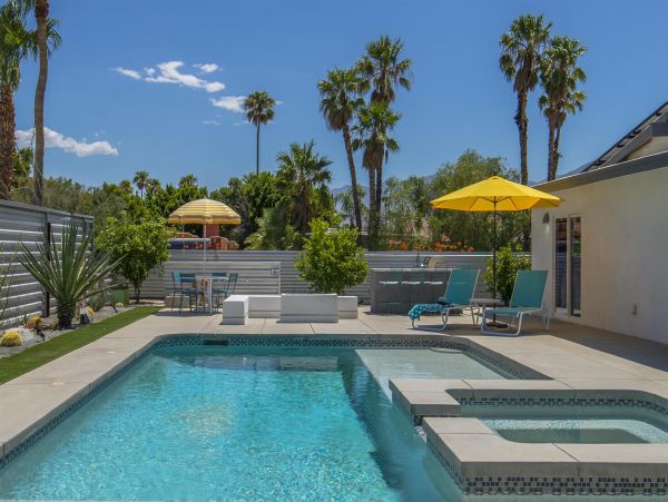 Palm Springs Home 990865