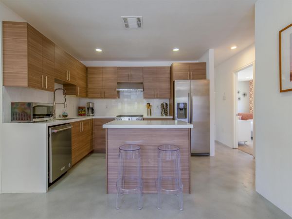 Palm Springs Home 990865