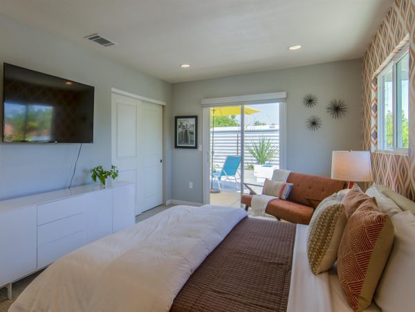 Palm Springs Home 990865