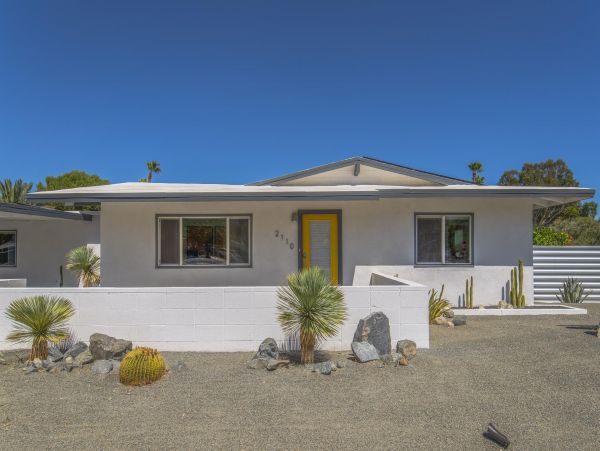 Palm Springs Home 990865
