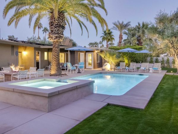 Palm Springs Home 990866
