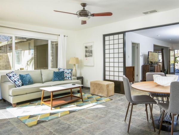 Palm Springs Home 990866