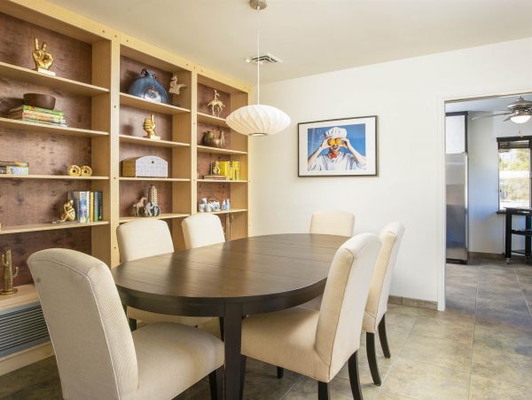 Palm Springs Home 990866