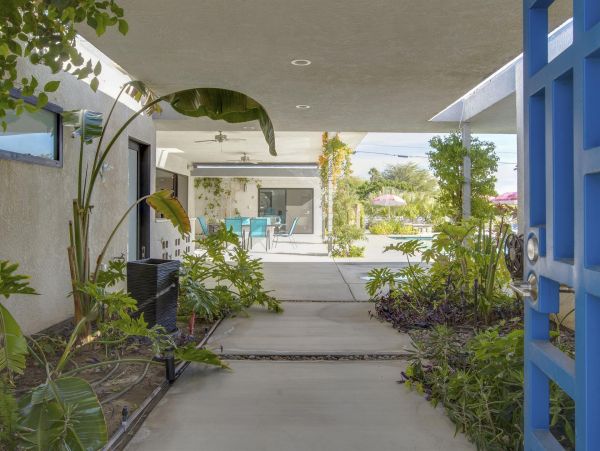 Palm Springs Home 990867
