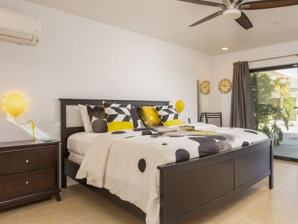 Palm Springs Home 990867