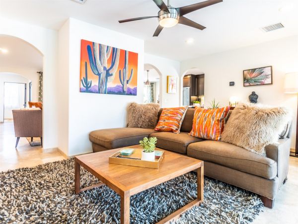 Palm Springs Home 990869