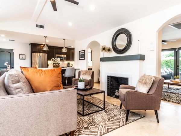 Palm Springs Home 990869