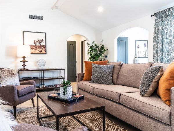 Palm Springs Home 990869