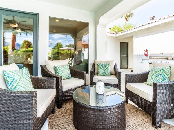 Palm Springs Home 990869