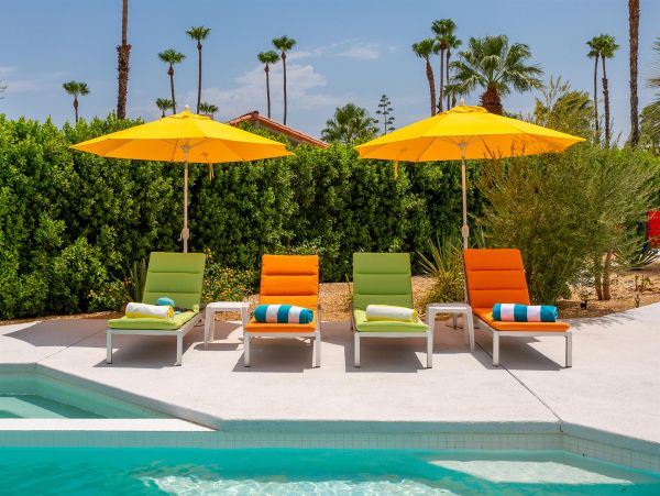 Palm Springs Home 990870