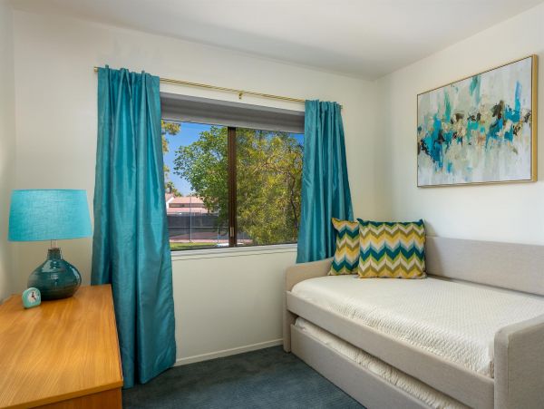 Palm Springs Home 990871