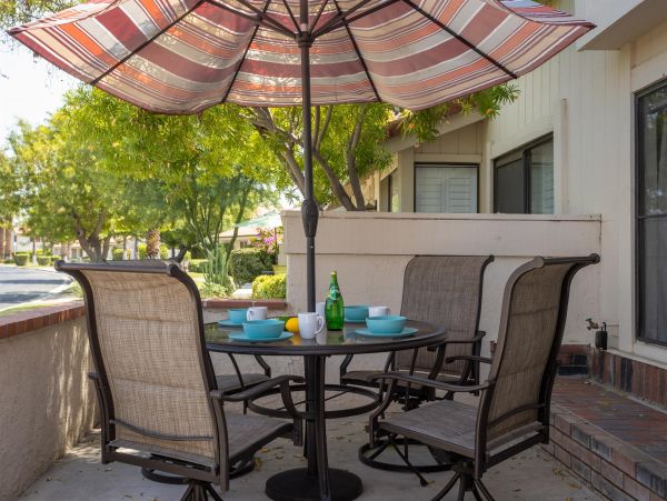 Palm Springs Home 990871