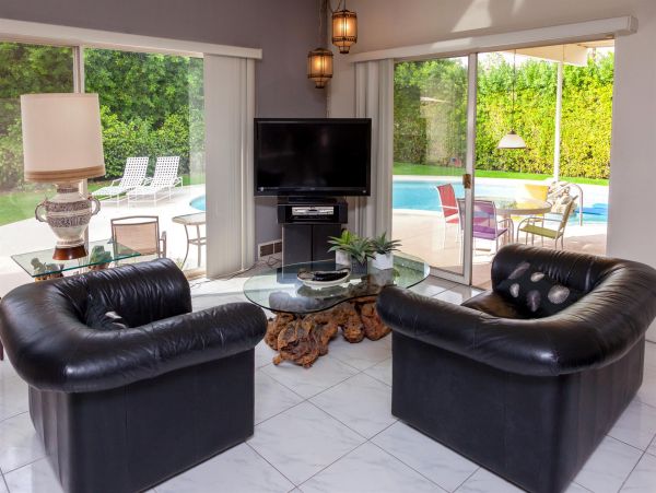 Palm Springs Home 990872