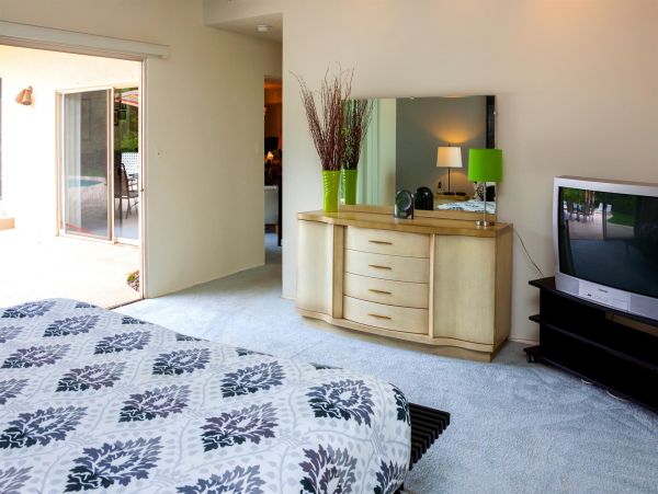 Palm Springs Home 990872