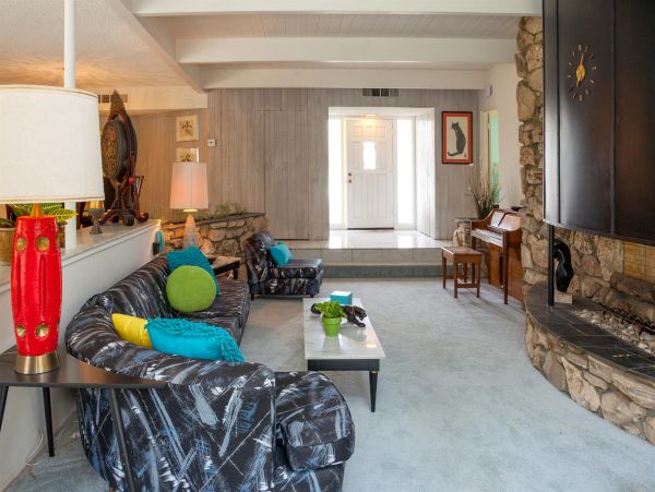 Palm Springs Home 990872
