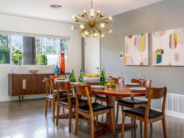 Palm Springs Home 990873