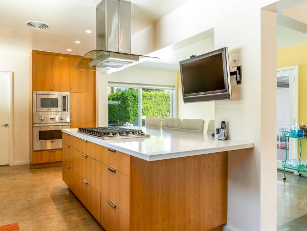 Palm Springs Home 990873
