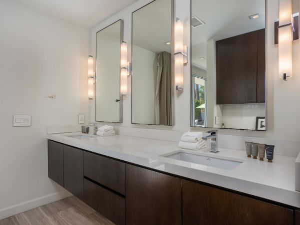 Palm Springs Home 990874